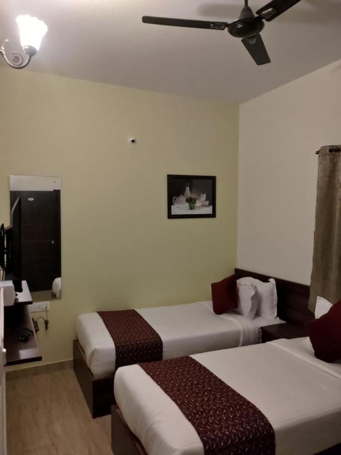 Hotel Bangalore Airport Inn, Near Kempegowda Airport, Airport Pickup & Drop Available 24X7 Devanahalli Exterior foto